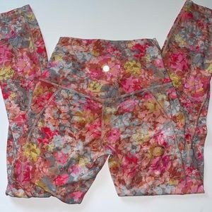 Lululemon Inflorescence, Align High-Rise Pant, 25” w key pocket & side pockets